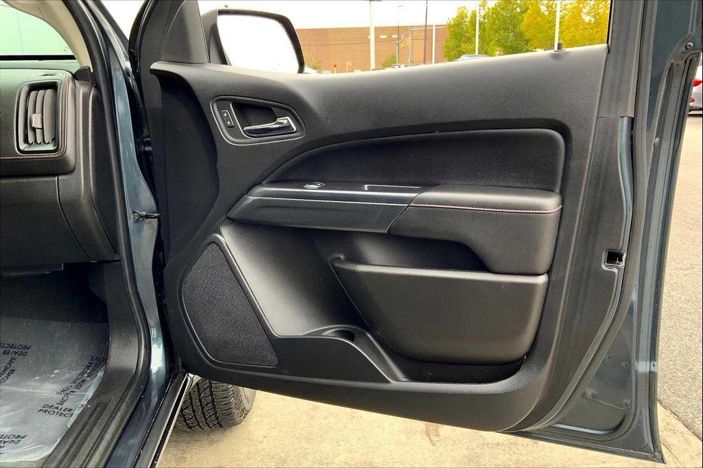 used 2020 GMC Canyon car, priced at $25,787