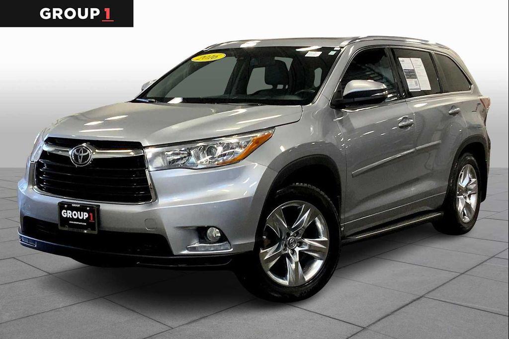 used 2016 Toyota Highlander car, priced at $19,487