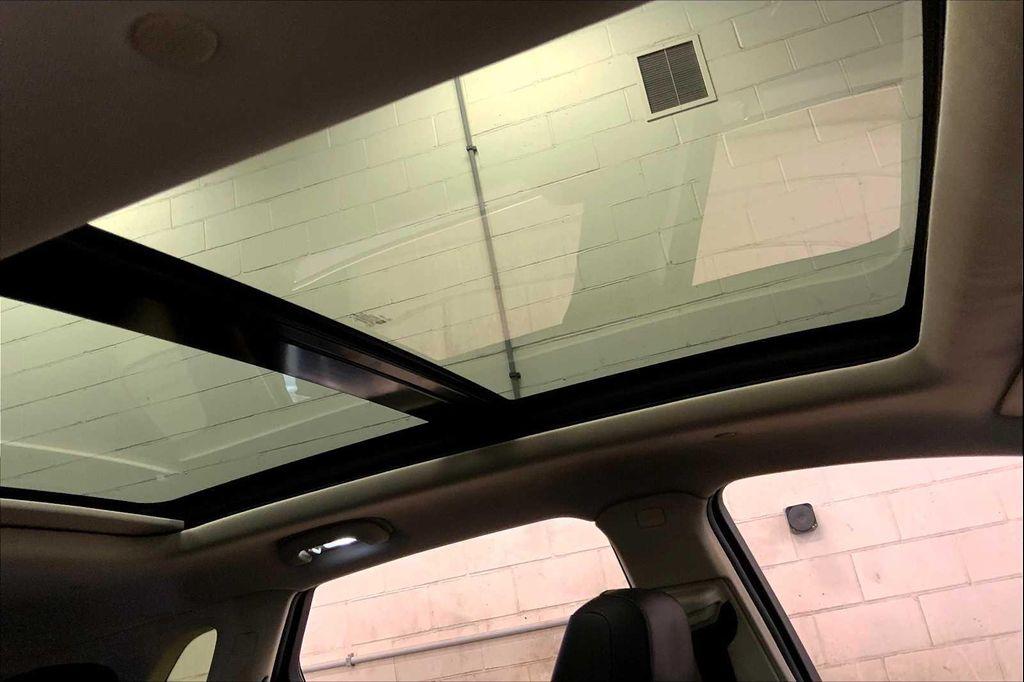 used 2017 Cadillac XT5 car, priced at $13,735