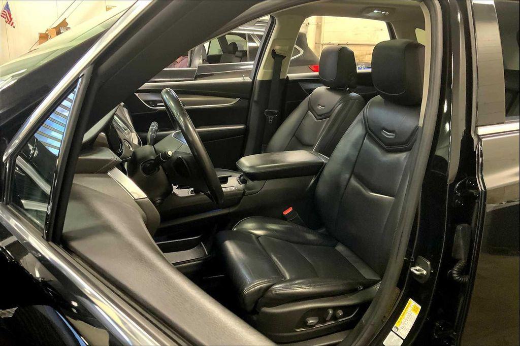 used 2017 Cadillac XT5 car, priced at $13,735