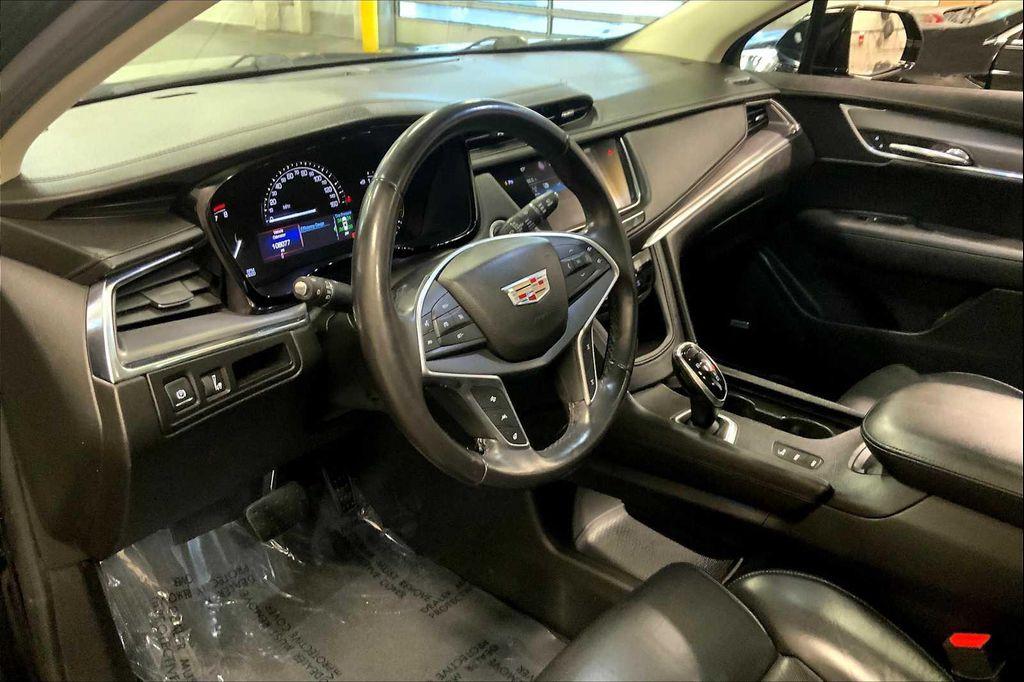 used 2017 Cadillac XT5 car, priced at $13,735