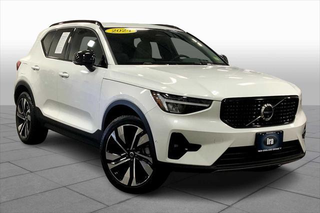 used 2024 Volvo XC40 car, priced at $38,987