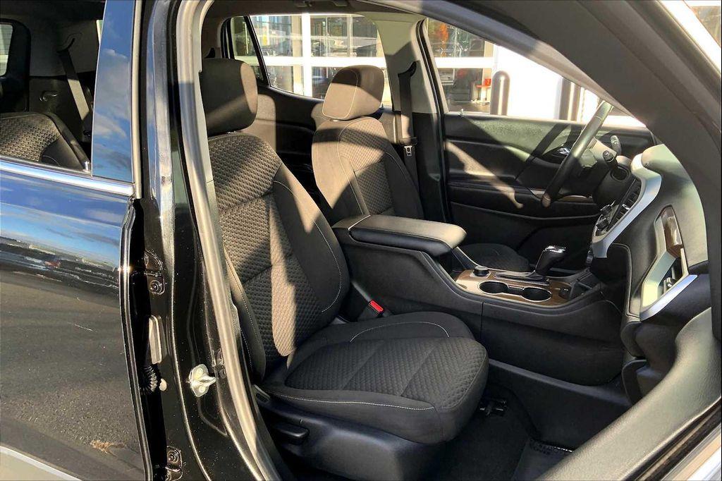 used 2018 GMC Acadia car, priced at $19,387