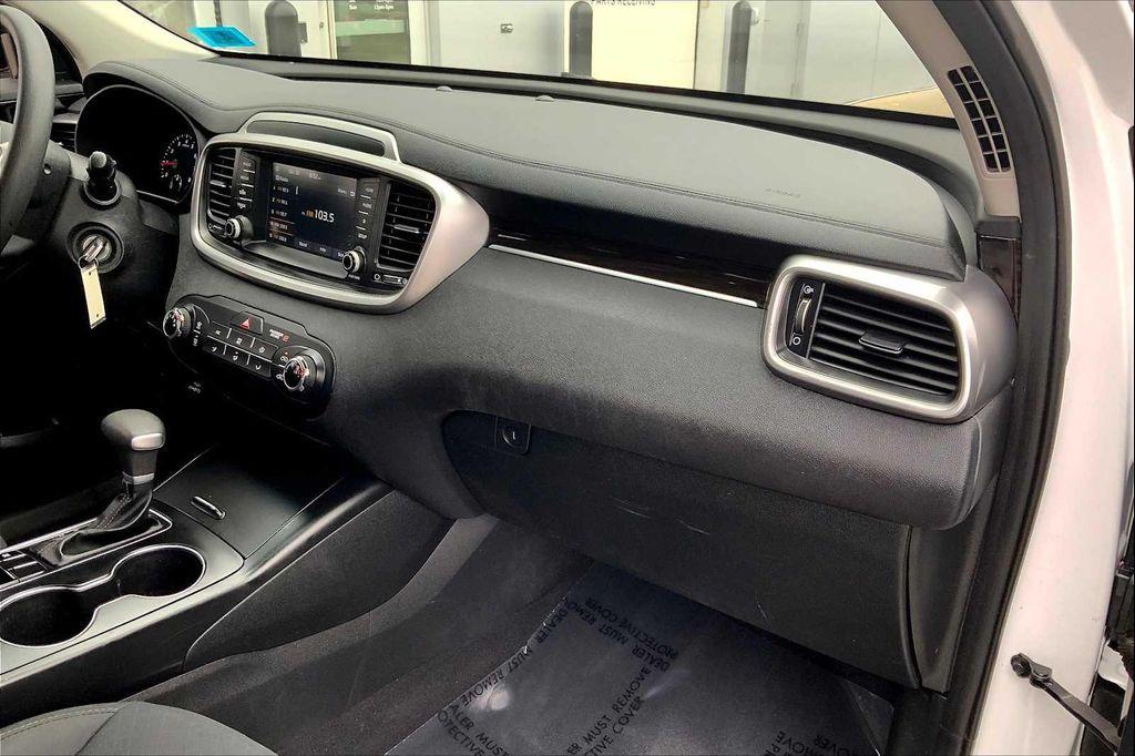 used 2020 Kia Sorento car, priced at $14,987
