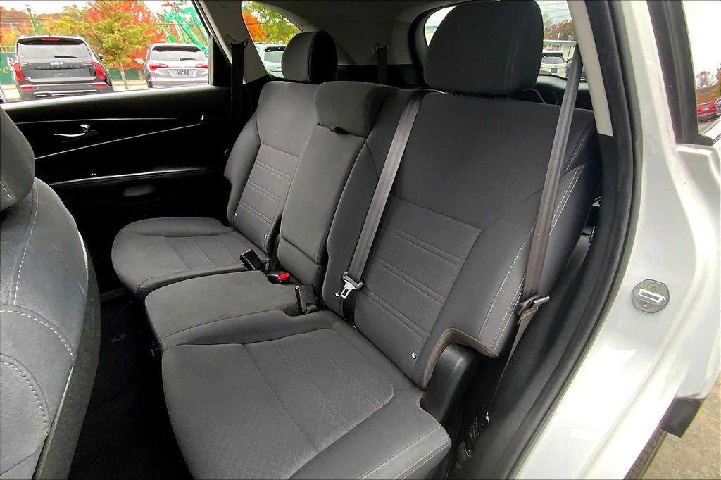 used 2020 Kia Sorento car, priced at $14,987