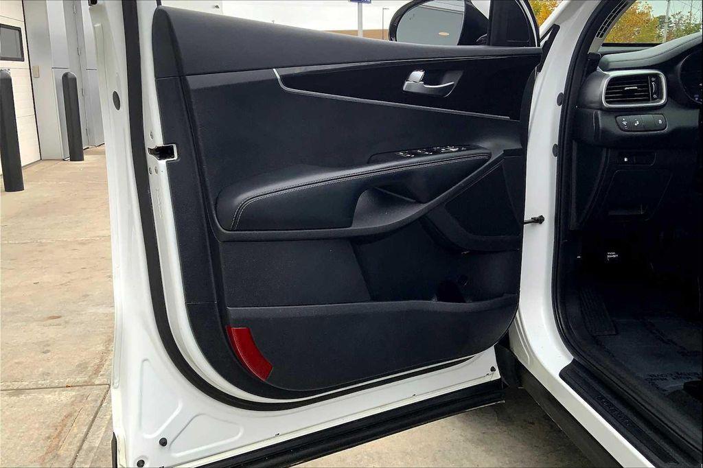 used 2020 Kia Sorento car, priced at $14,987