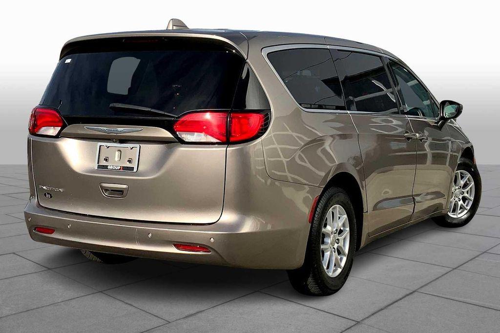 used 2017 Chrysler Pacifica car, priced at $11,535
