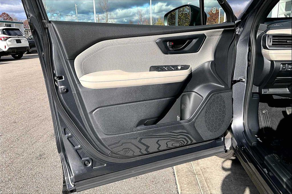 new 2025 Subaru Forester car, priced at $33,177