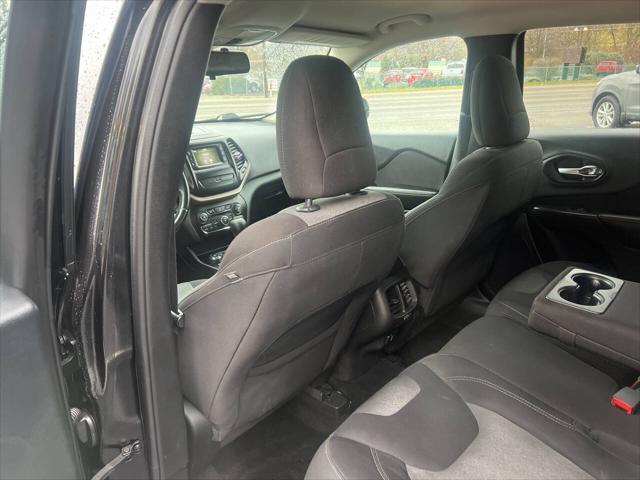 used 2014 Jeep Cherokee car, priced at $9,995