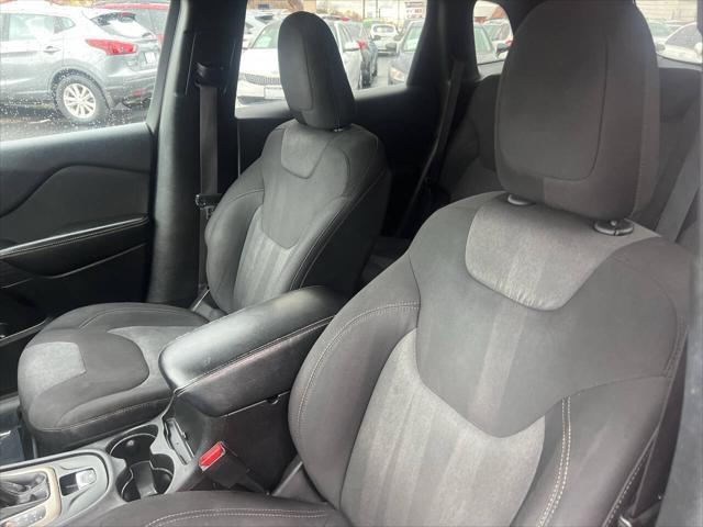 used 2014 Jeep Cherokee car, priced at $9,995