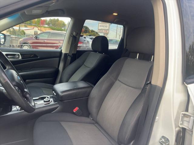 used 2018 Nissan Pathfinder car, priced at $12,495