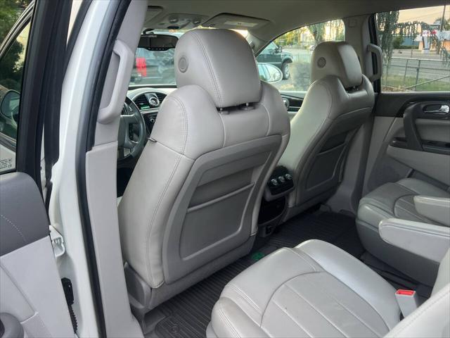 used 2015 Buick Enclave car, priced at $13,995
