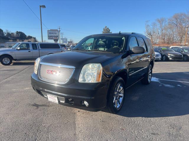 used 2009 GMC Yukon car, priced at $12,995