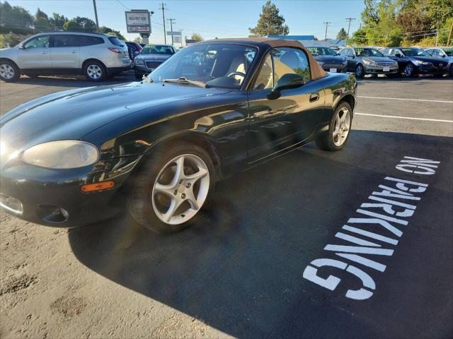 used 2002 Mazda MX-5 Miata car, priced at $6,495