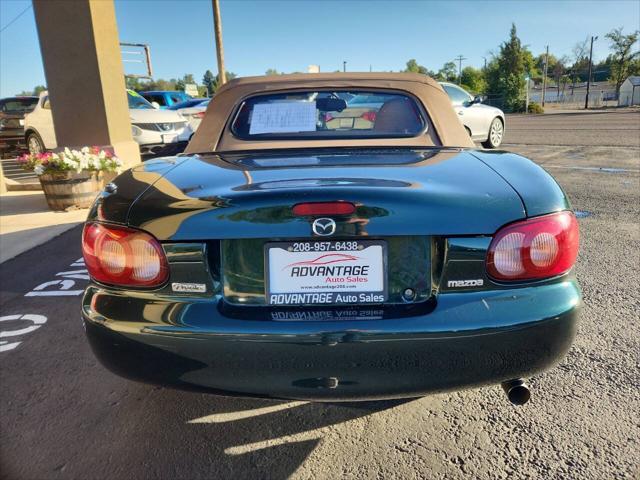 used 2002 Mazda MX-5 Miata car, priced at $6,495