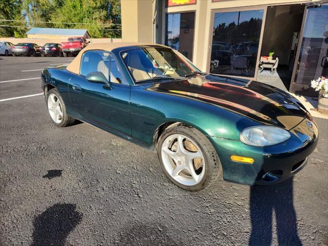 used 2002 Mazda MX-5 Miata car, priced at $6,495