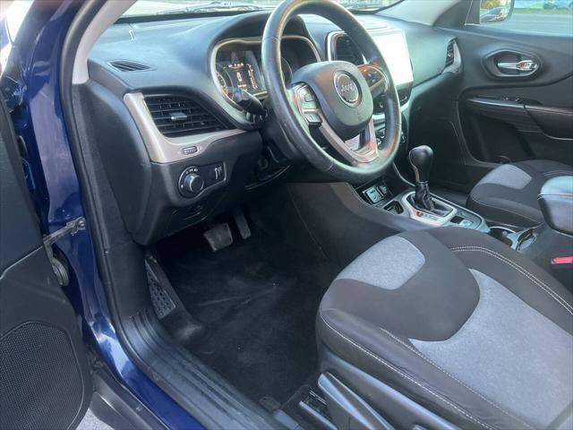 used 2015 Jeep Cherokee car, priced at $7,995