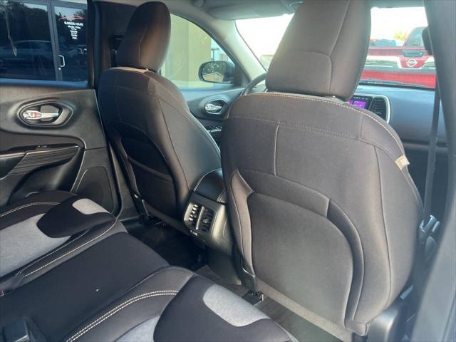 used 2015 Jeep Cherokee car, priced at $7,995