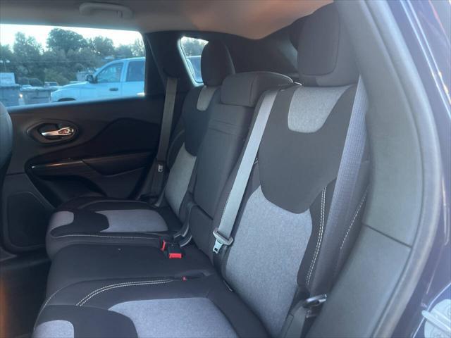 used 2015 Jeep Cherokee car, priced at $7,995