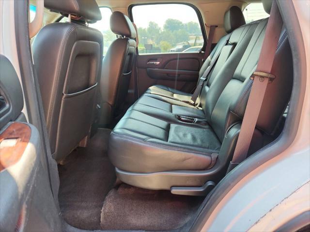 used 2014 GMC Yukon car, priced at $16,495