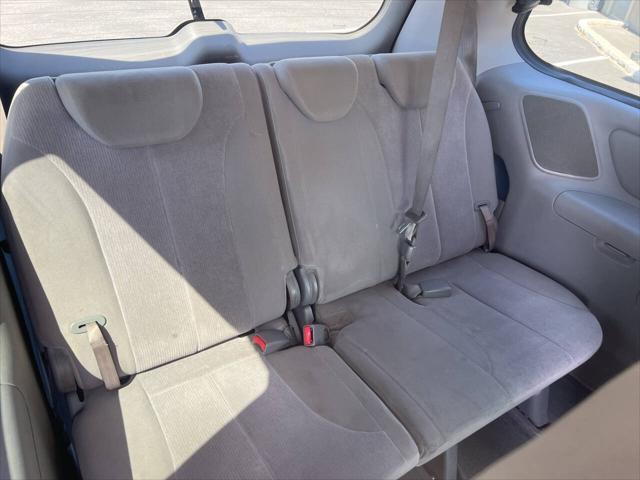 used 2009 Kia Sedona car, priced at $4,000