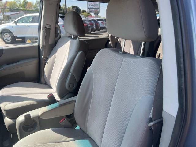 used 2009 Kia Sedona car, priced at $4,000