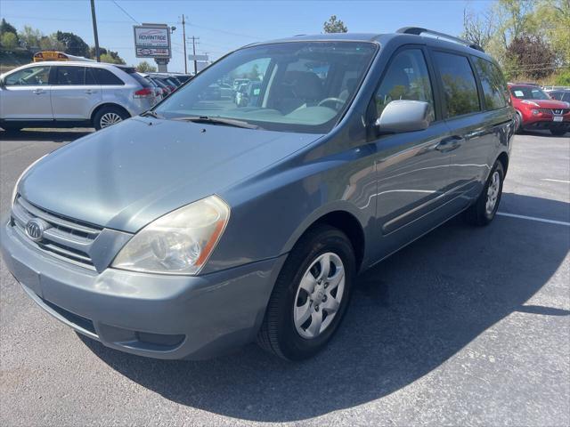 used 2009 Kia Sedona car, priced at $4,000