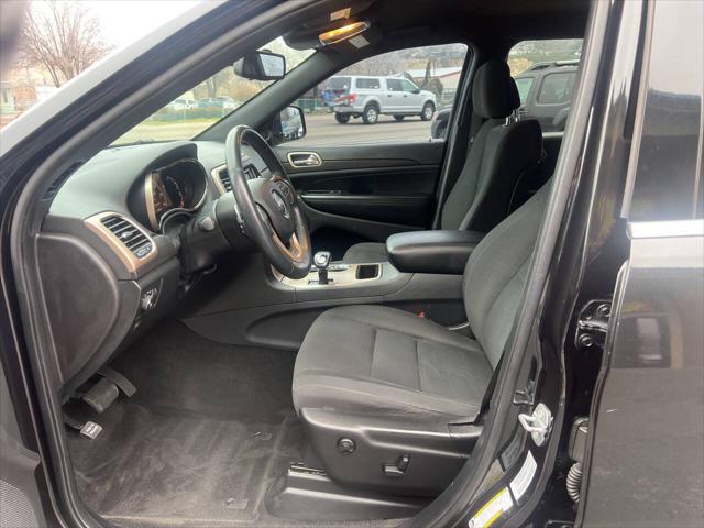 used 2015 Jeep Grand Cherokee car, priced at $13,995