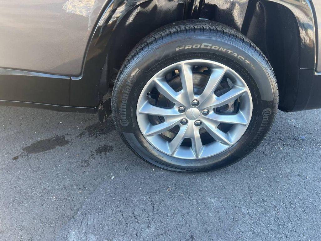 used 2018 Jeep Cherokee car, priced at $14,995