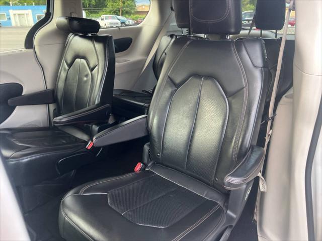 used 2020 Chrysler Pacifica car, priced at $17,995
