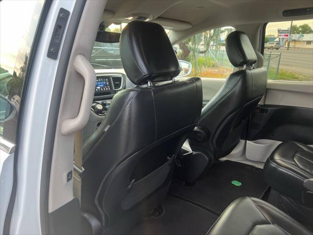 used 2020 Chrysler Pacifica car, priced at $17,995