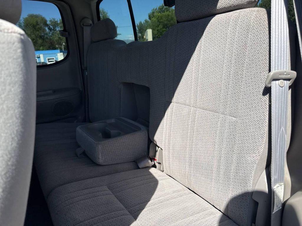 used 2000 Toyota Tundra car, priced at $13,995