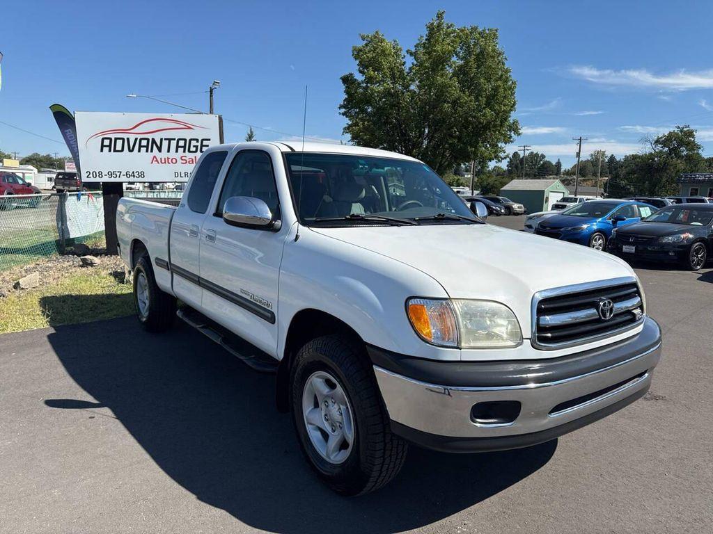 used 2000 Toyota Tundra car, priced at $13,995