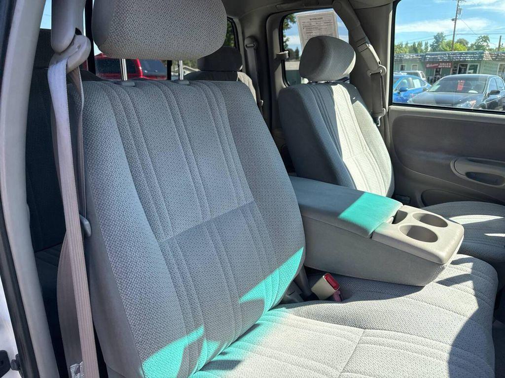 used 2000 Toyota Tundra car, priced at $13,995