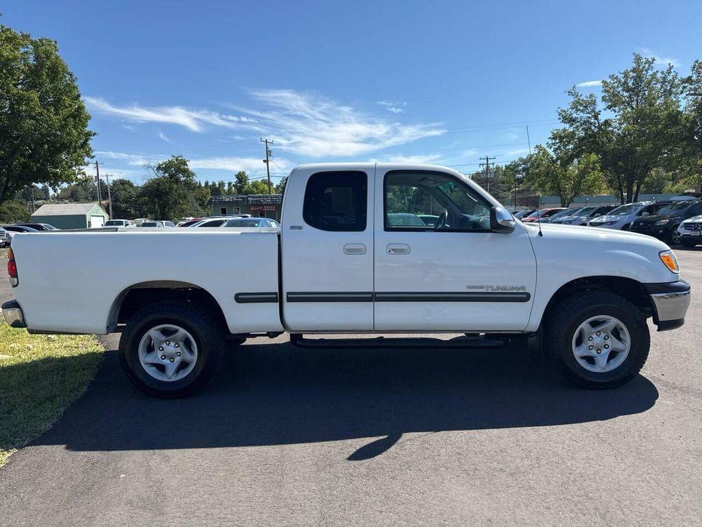 used 2000 Toyota Tundra car, priced at $13,995