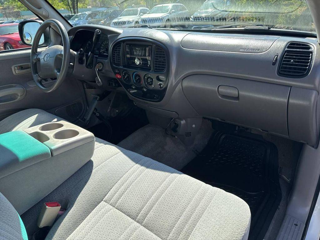 used 2000 Toyota Tundra car, priced at $13,995