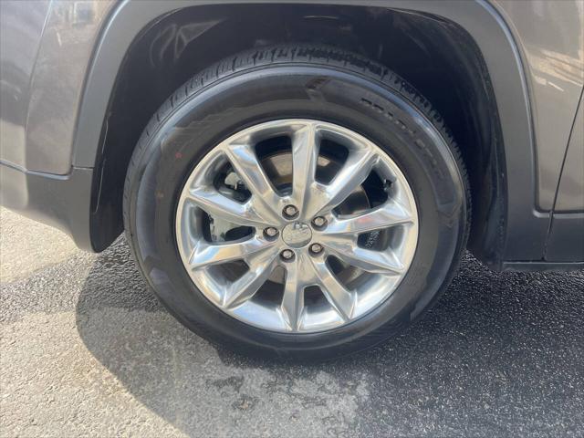 used 2017 Jeep Cherokee car, priced at $11,995