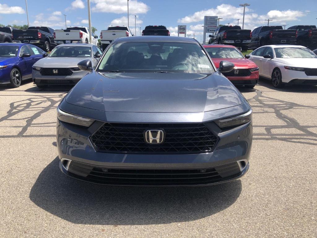 new 2025 Honda Accord Hybrid car, priced at $40,000