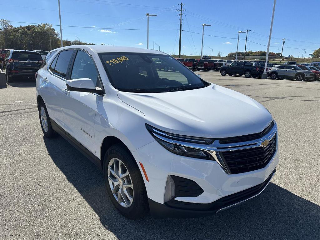 used 2022 Chevrolet Equinox car, priced at $19,445