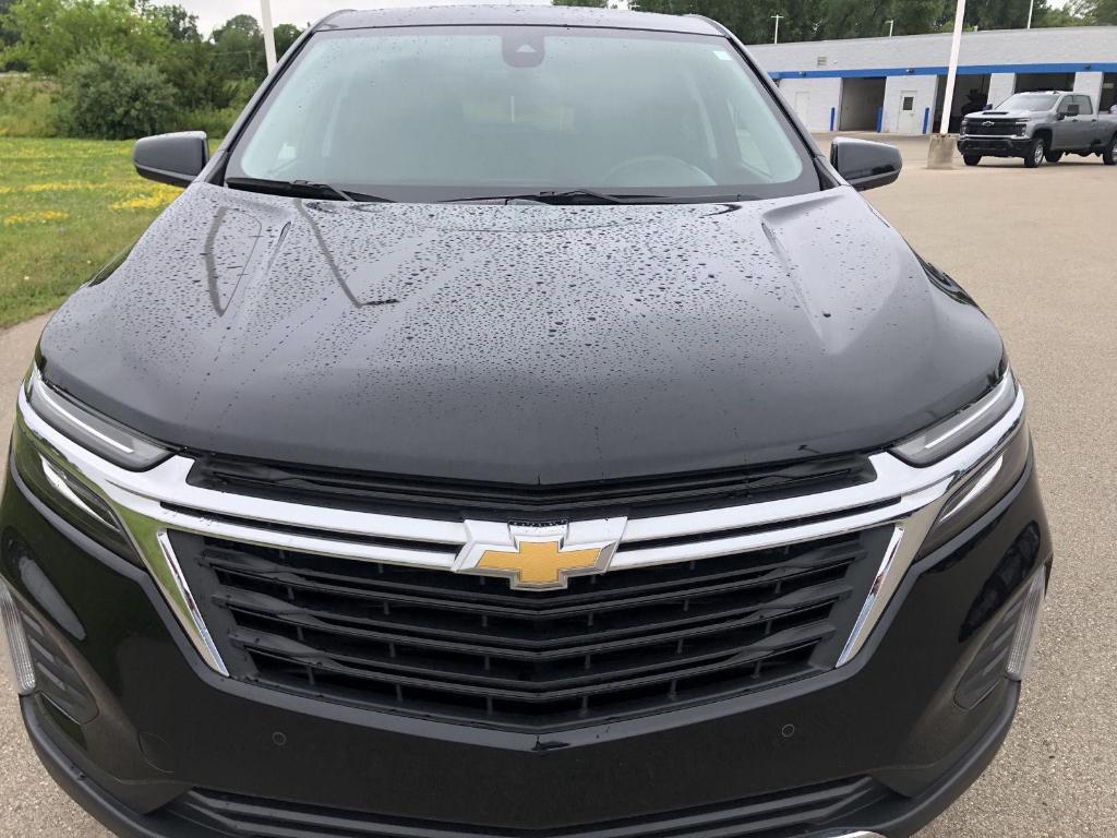 used 2023 Chevrolet Equinox car, priced at $21,469