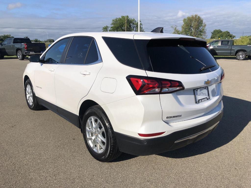used 2022 Chevrolet Equinox car, priced at $21,395