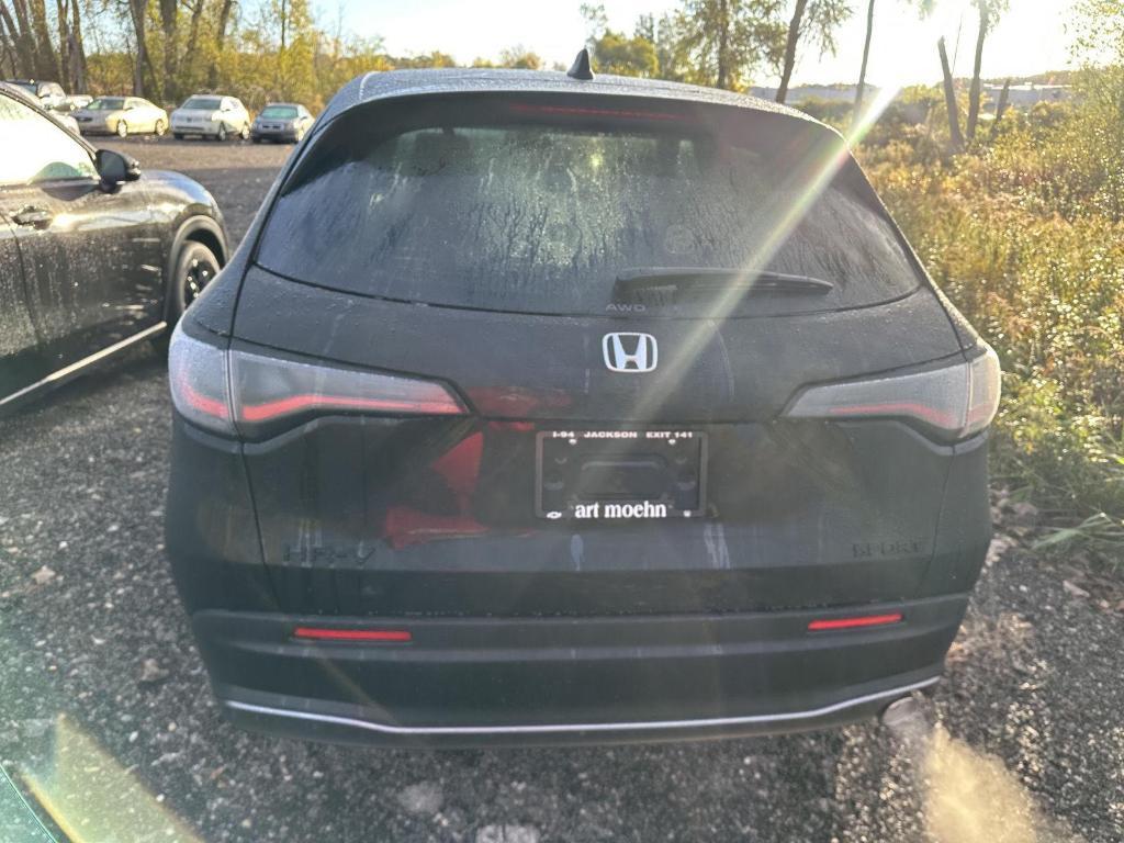 new 2026 Honda HR-V car, priced at $30,950