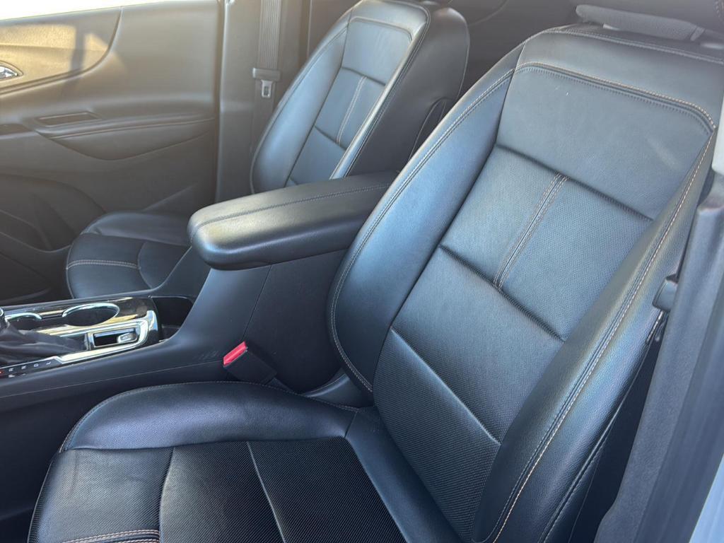 used 2022 Chevrolet Equinox car, priced at $20,989