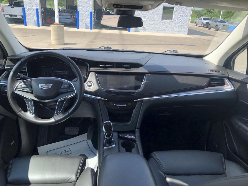 used 2017 Cadillac XT5 car, priced at $14,925