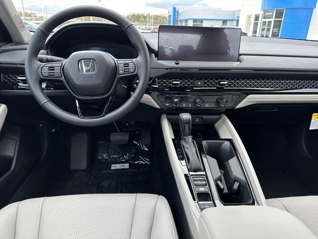 new 2025 Honda Accord Hybrid car, priced at $36,135