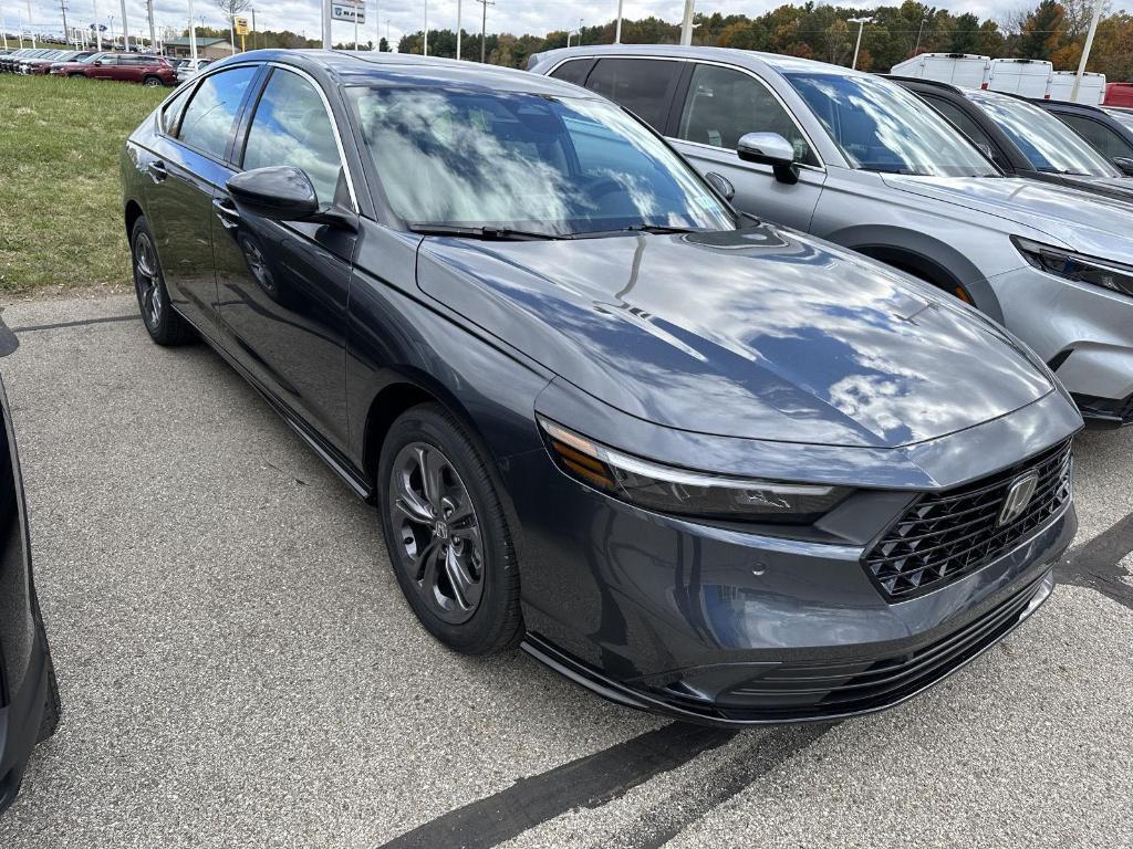 new 2025 Honda Accord Hybrid car, priced at $36,135