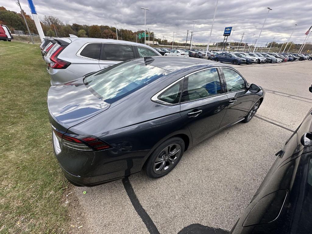 new 2025 Honda Accord Hybrid car, priced at $36,135