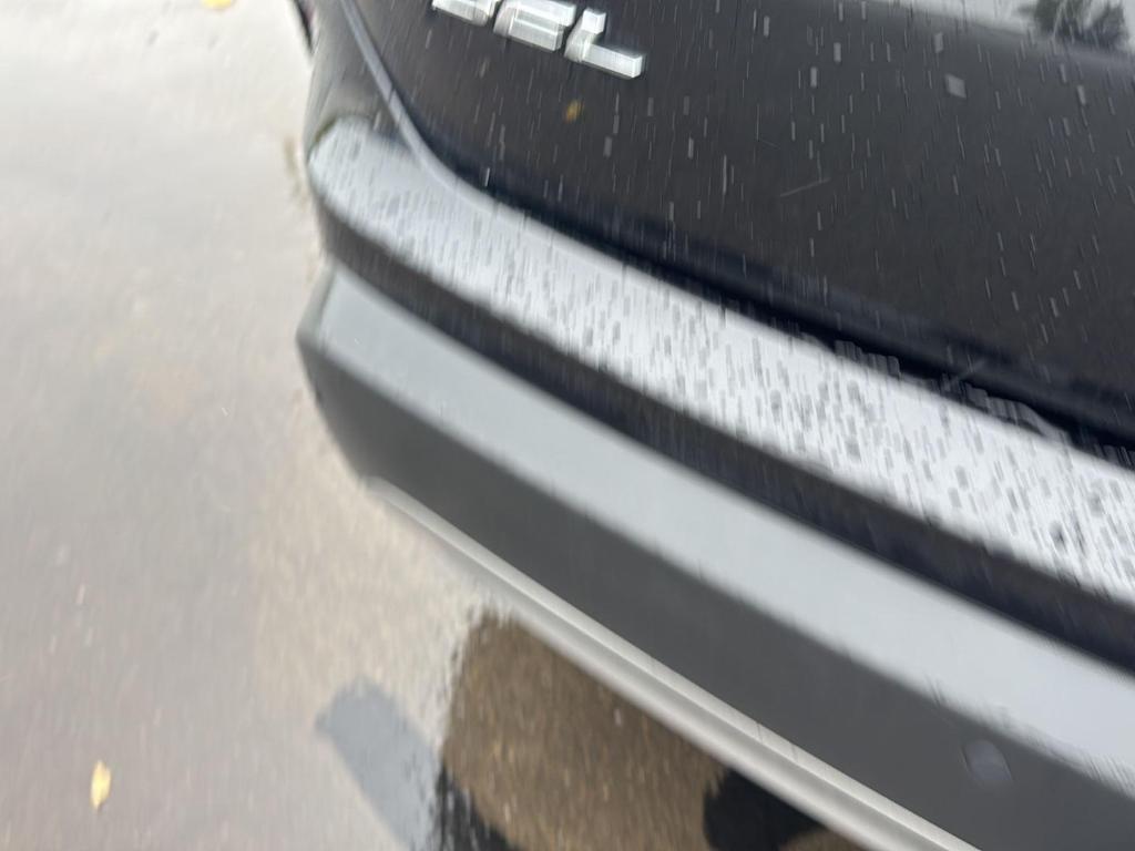 used 2023 Ford Edge car, priced at $18,995