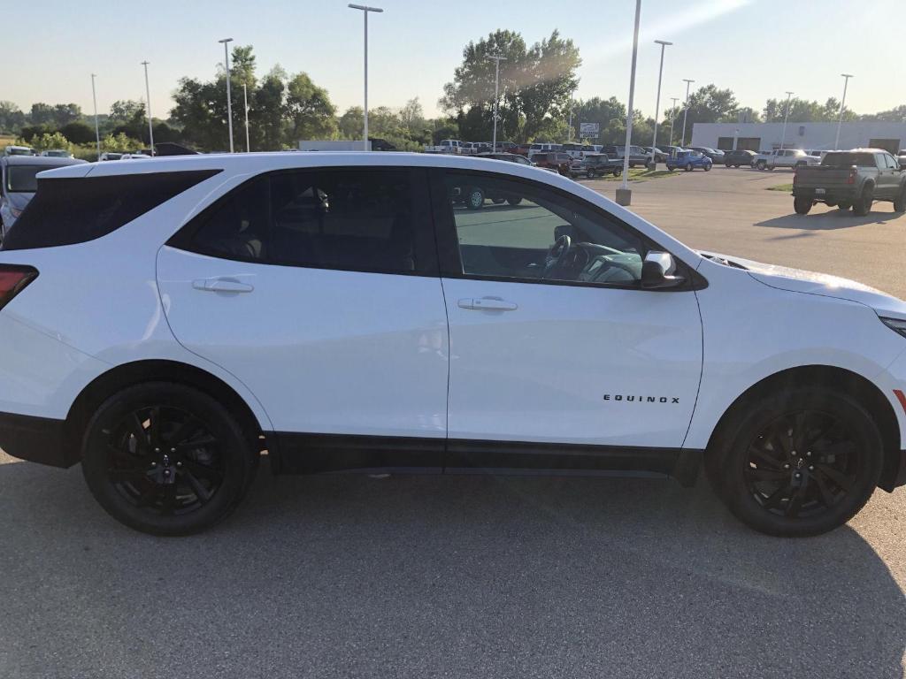 used 2023 Chevrolet Equinox car, priced at $19,915