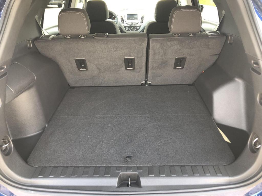 used 2023 Chevrolet Equinox car, priced at $22,287